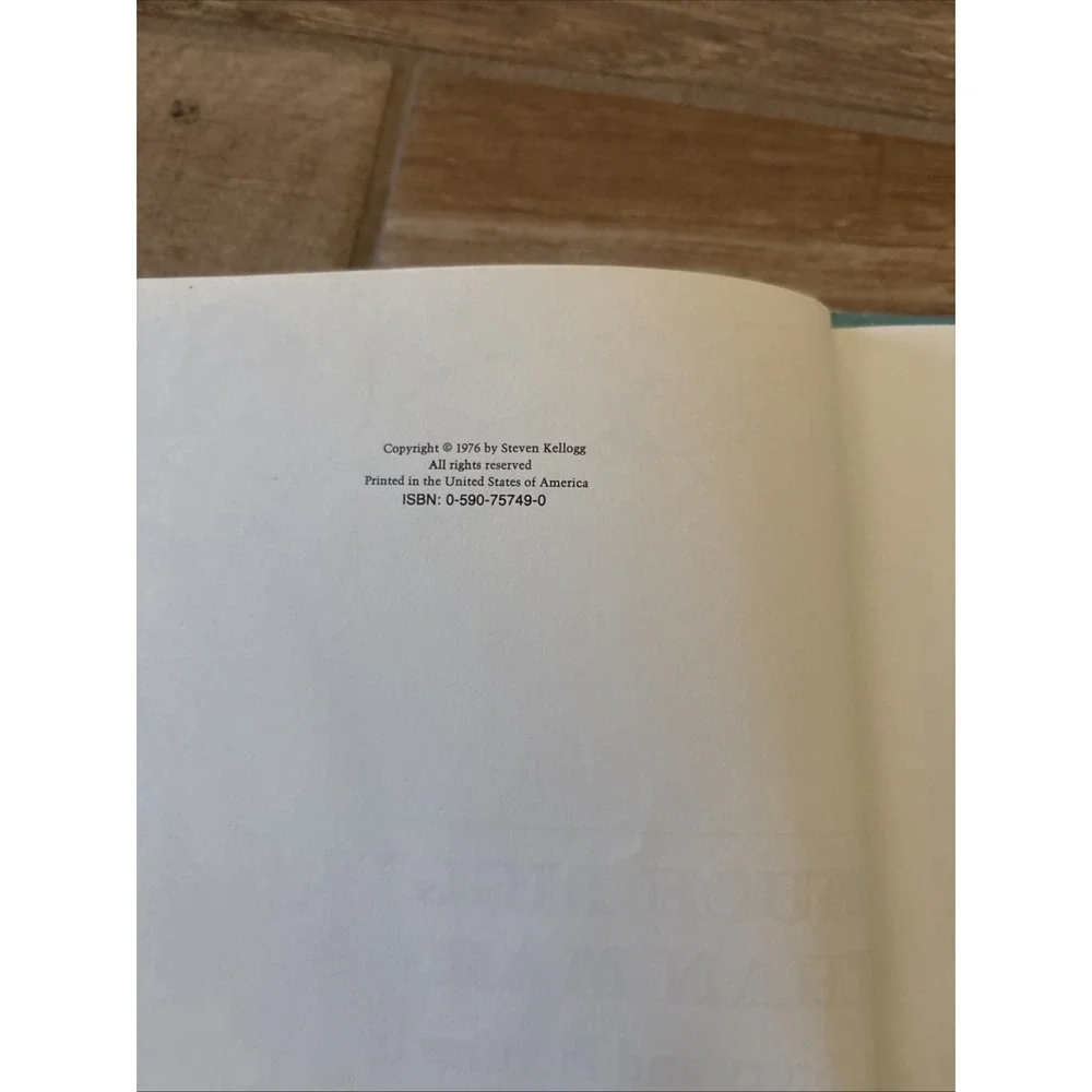 Pied Piper Bks.: Much Bigger Than Martin by Steven‎ Kellogg Hardcover RARE